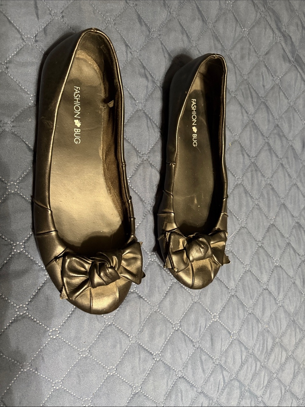 Black fashion bug flats
